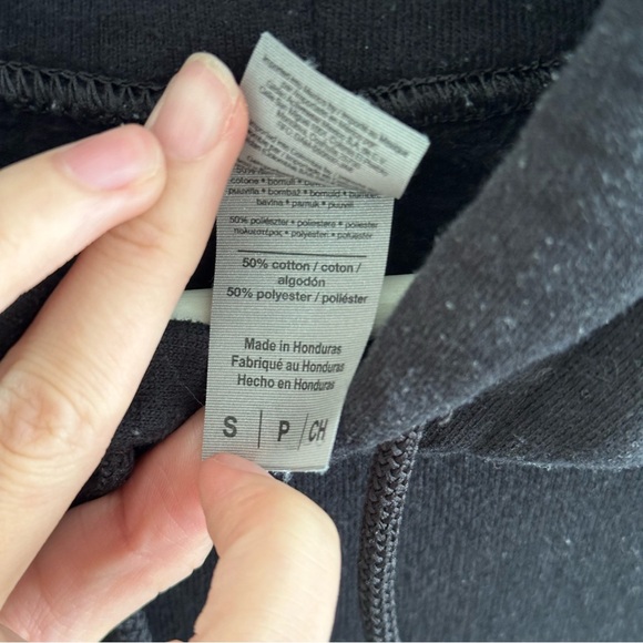 Cozy Black Pullover Hoodie - Picture 3 of 7